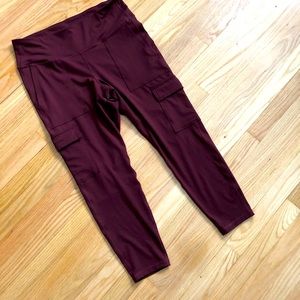 Old Navy ActiveHigh Rise Leggings XL - Burgundy